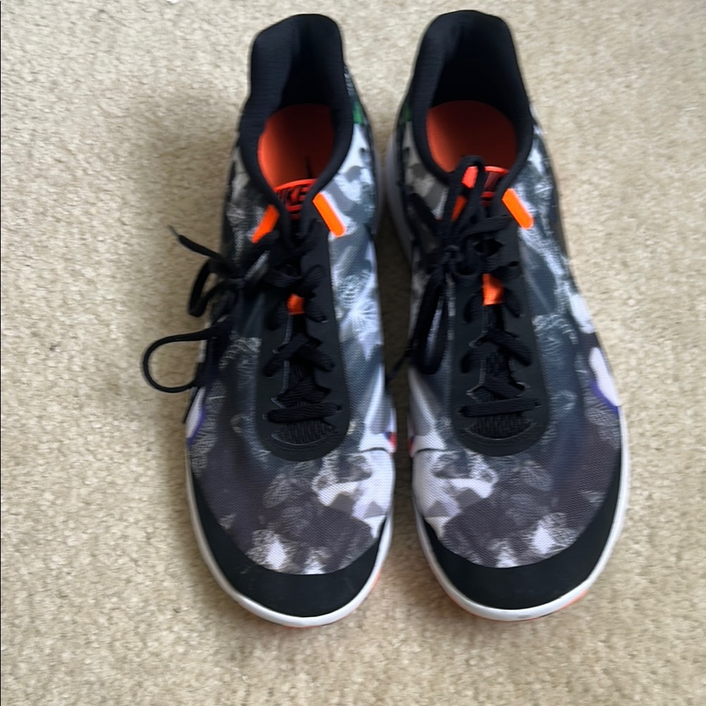 Nike Multicolor Patterned Sneakers - image 2